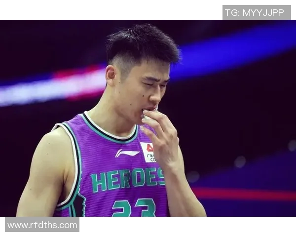 贾诚：在现代社会中如何平衡个人理想与现实生活的挑战与机遇