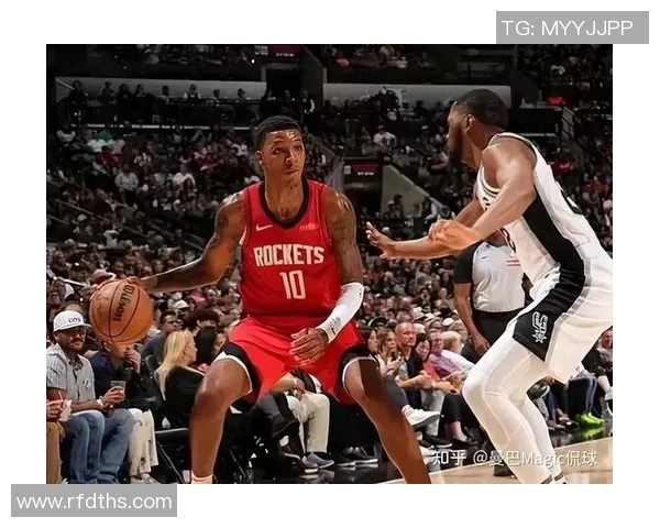 火箭队以101比92战胜马刺队展现强大实力与团队配合