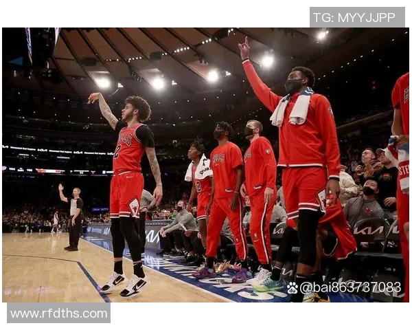 火箭队与开拓者在2020年12月27日的激烈对决回顾与精彩瞬间分析